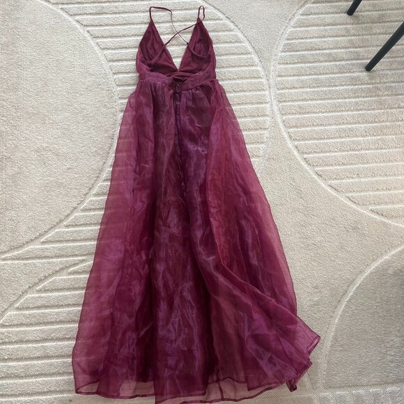 NWT Miss Avenue Burgundy Tulle Maxi Dress, in size Small - Picture 2 of 7